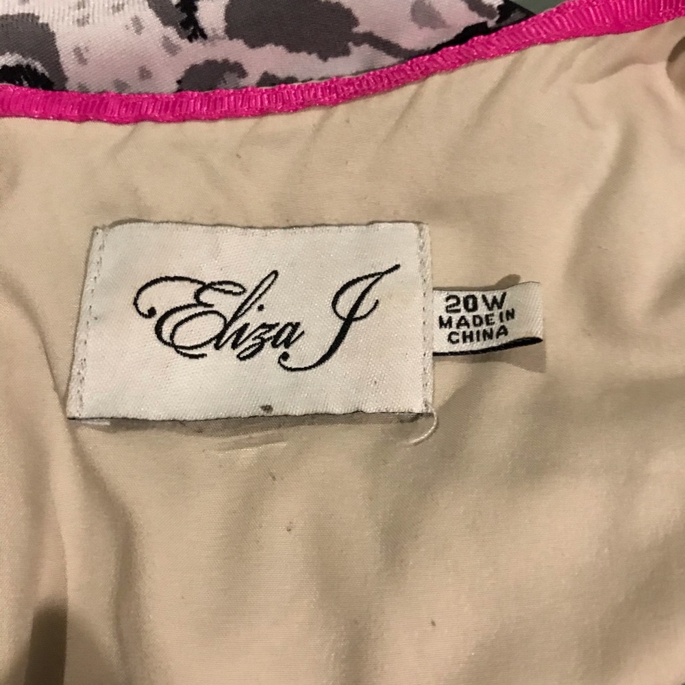 Eliza J baroque scroll print in grey w/pink sz 20W - Picture 5 of 6